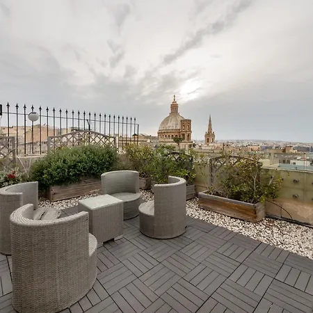 La Vallette Apartment