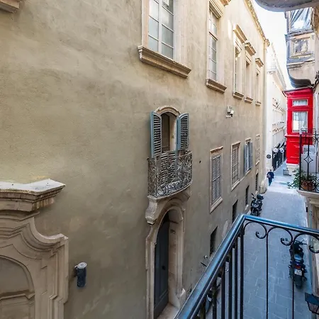 La Vallette 公寓 *