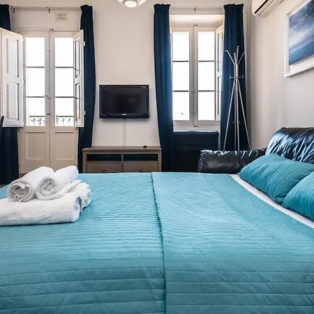 La Vallette Apartment