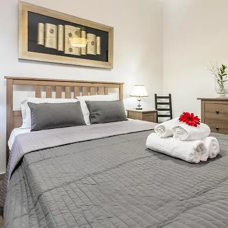 La Vallette Apartman *