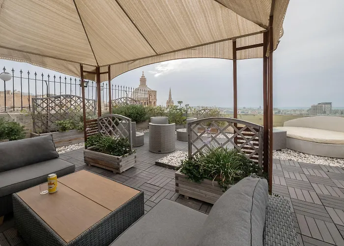 La Vallette Apartman *